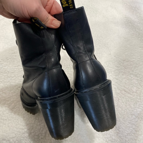 DR MARTENS KENDRA HEELED BOOT Size:8.5 - Picture 10 of 13